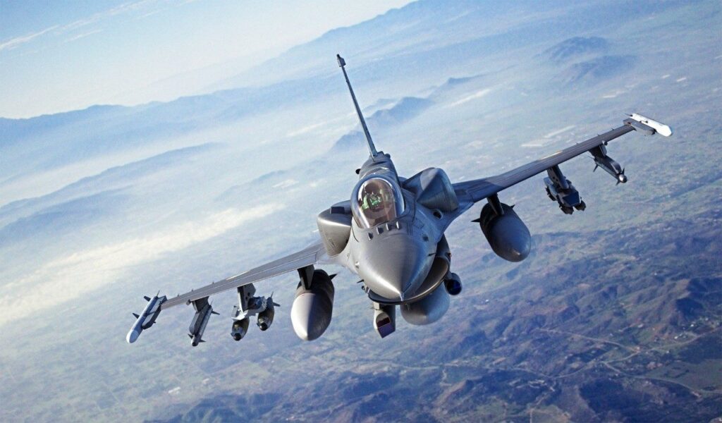 Día de la Independencia: ¿por qué no van a participar los F-16 en el desfile militar?