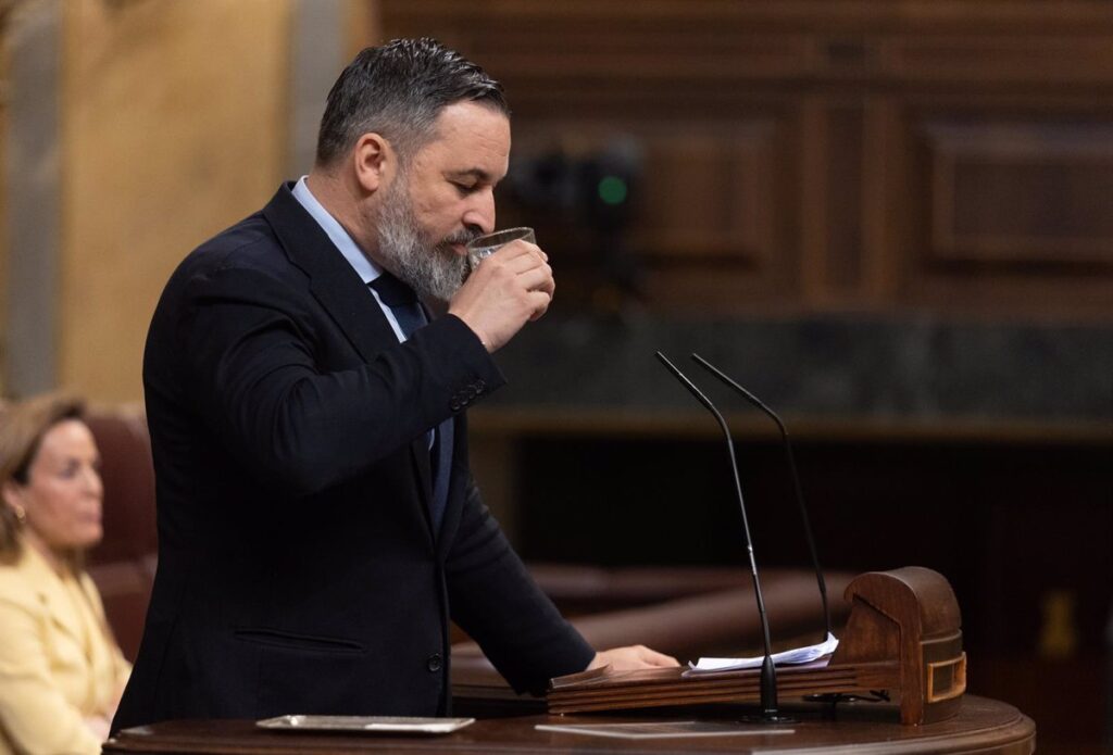 Abascal Respalda el Aumento del Gasto en Defensa Para Proteger Fronteras, Ceuta y Melilla