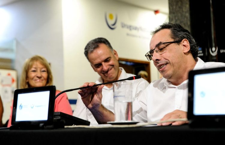 Ministro Menoni puso énfasis en turismo receptivo como el “gran generador de ingresos para el Uruguay”
