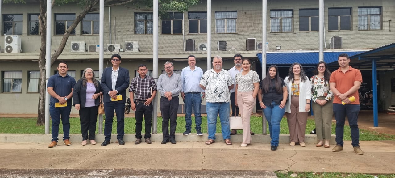 Intendentes paraguayos fortalecen lazos educacional con la UNILA Intendentes paraguayos fortalecen lazos educacional con la UNILA