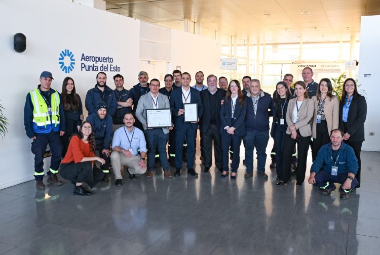 Aeropuerto Internacional de Punta del Este amplía certificación de su Sistema de Gestión de la Calidad