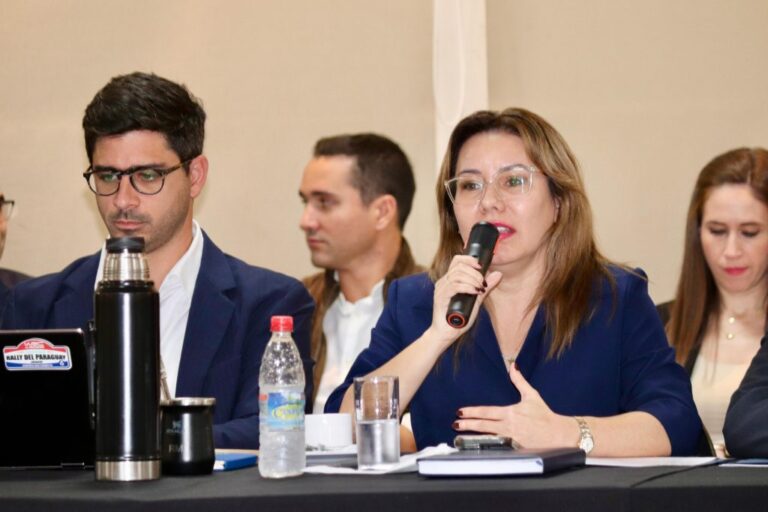 REUNIÓN INTERINSTITUCIONAL MIC, SENATUR Y GREMIOS DEL SECTOR TURÍSTICO