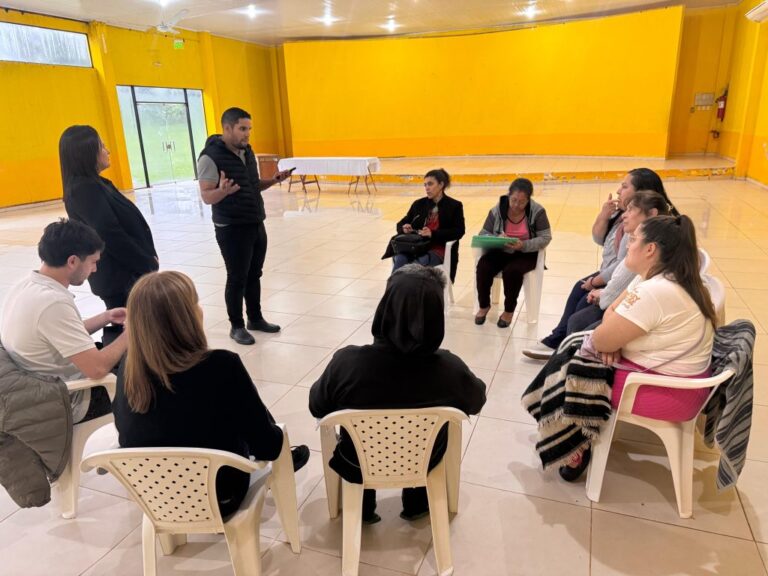 TALLER PLANTEA CALIDAD Y FORMALIZACIÓN DE PRESTADORES DE SERVICIOS TURÍSTICOS EN SANTA MARÍA DE FE