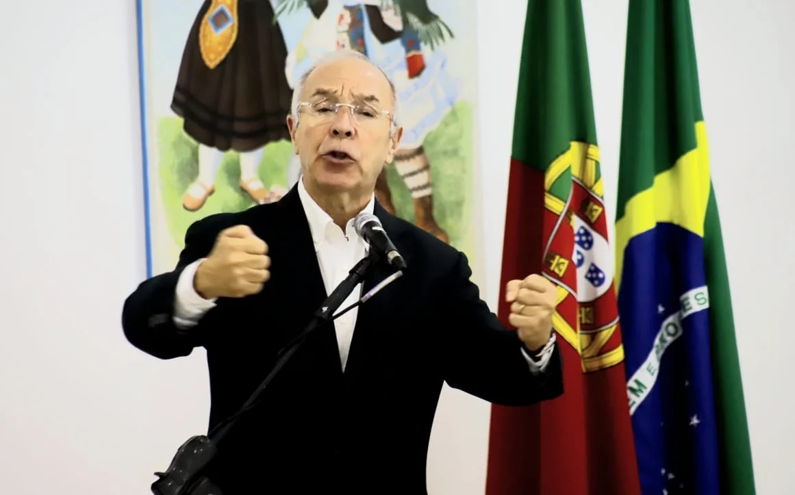 Candidato portugués busca fortalecer lazos entre Mercosur y la Unión Europea en visita a Brasil Candidato portugués busca fortalecer lazos entre Mercosur y la Unión Europea en visita a Brasil