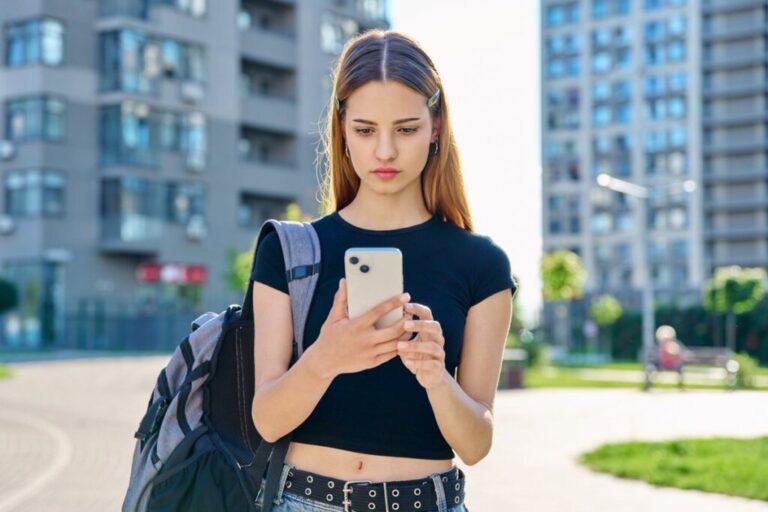 La preocupante tendencia en redes sociales que oculta los trastornos alimentarios tras la fachada de hábitos saludables.
