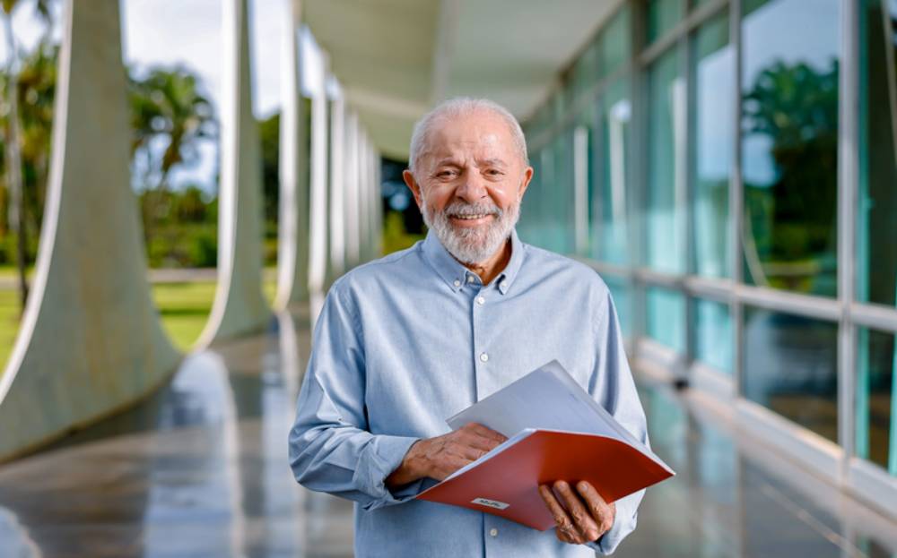 Lula firma decreto para validar el Acuerdo de Complementación Económica entre el Mercosur y Panamá Lula firma decreto para validar el Acuerdo de Complementación Económica entre el Mercosur y Panamá