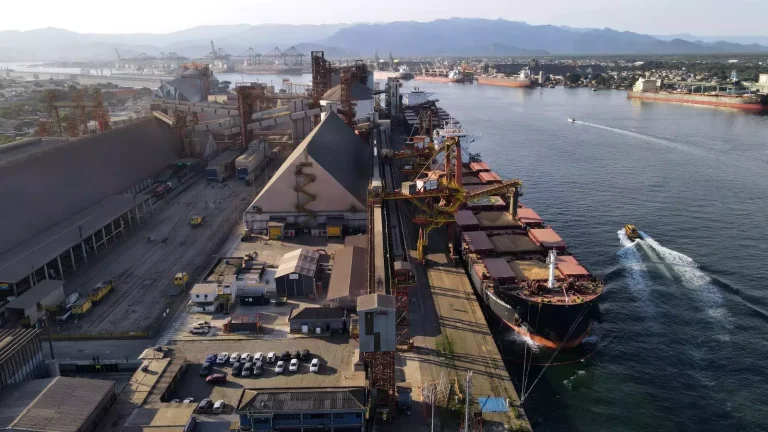 El Acuerdo Interino Mercosur-Unión Europea enfrenta su primera prueba de fuego operativa en los puertos ante la crisis energética global
