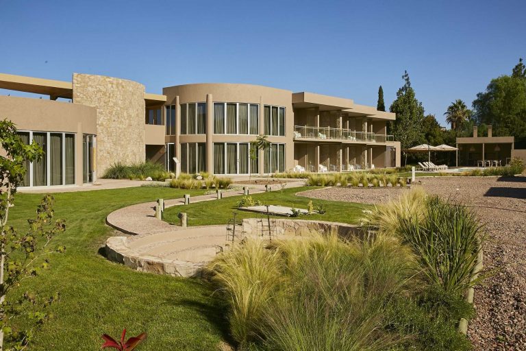 Howard Johnson expande su presencia en Mendoza con la apertura de un nuevo hotel boutique en Chacras de Coria