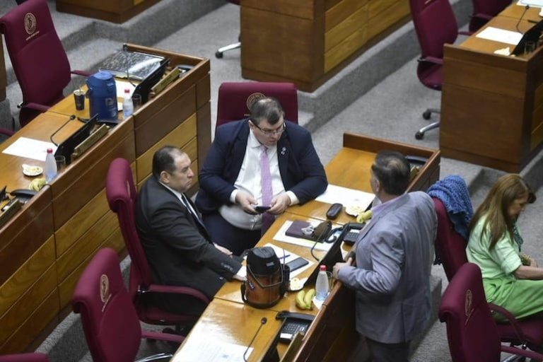 Abierta injerencia del Senado en la Corte en causa Conmebol-Banco Atlas