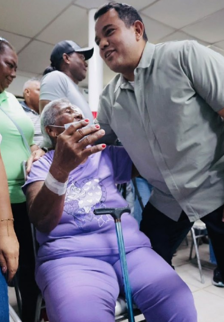 «Abrazando la Salud» transciende con solidaridad y servicio