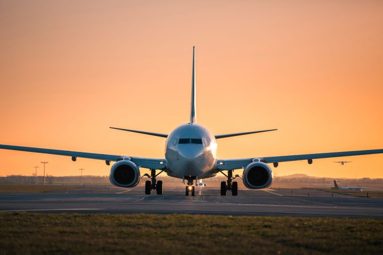 Aeropuerto de La Plata: planean “revivirlo” como polo logístico y terminal ‘low cost’
