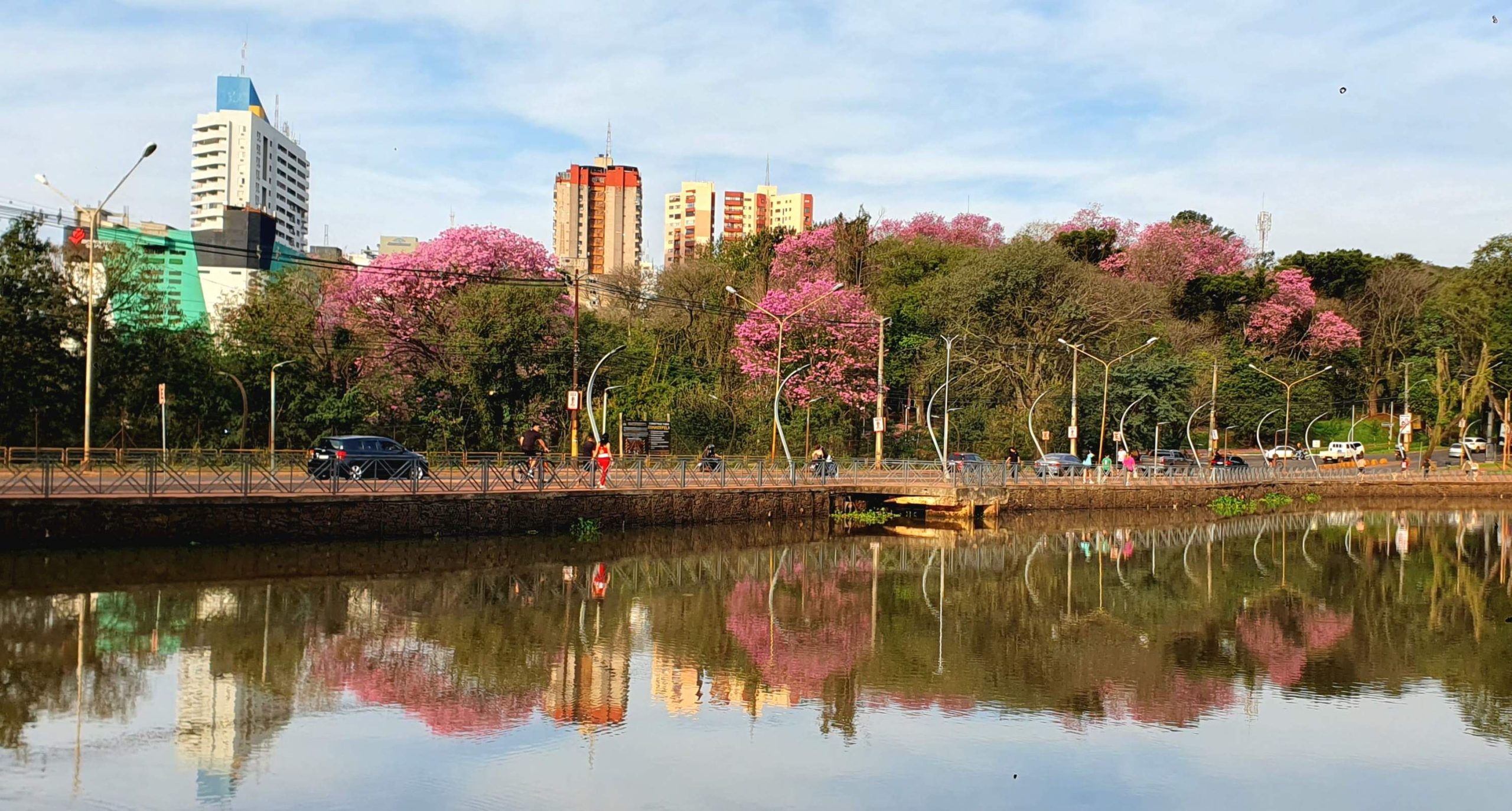 Ambiente caluroso y posibles chaparrones en el Este para este domingo