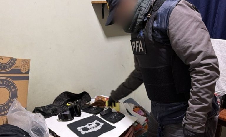 Argentina — Argentina: adolescente de 15 años fue detenido, planificaba una masacre escolar utilizando ChatGPT