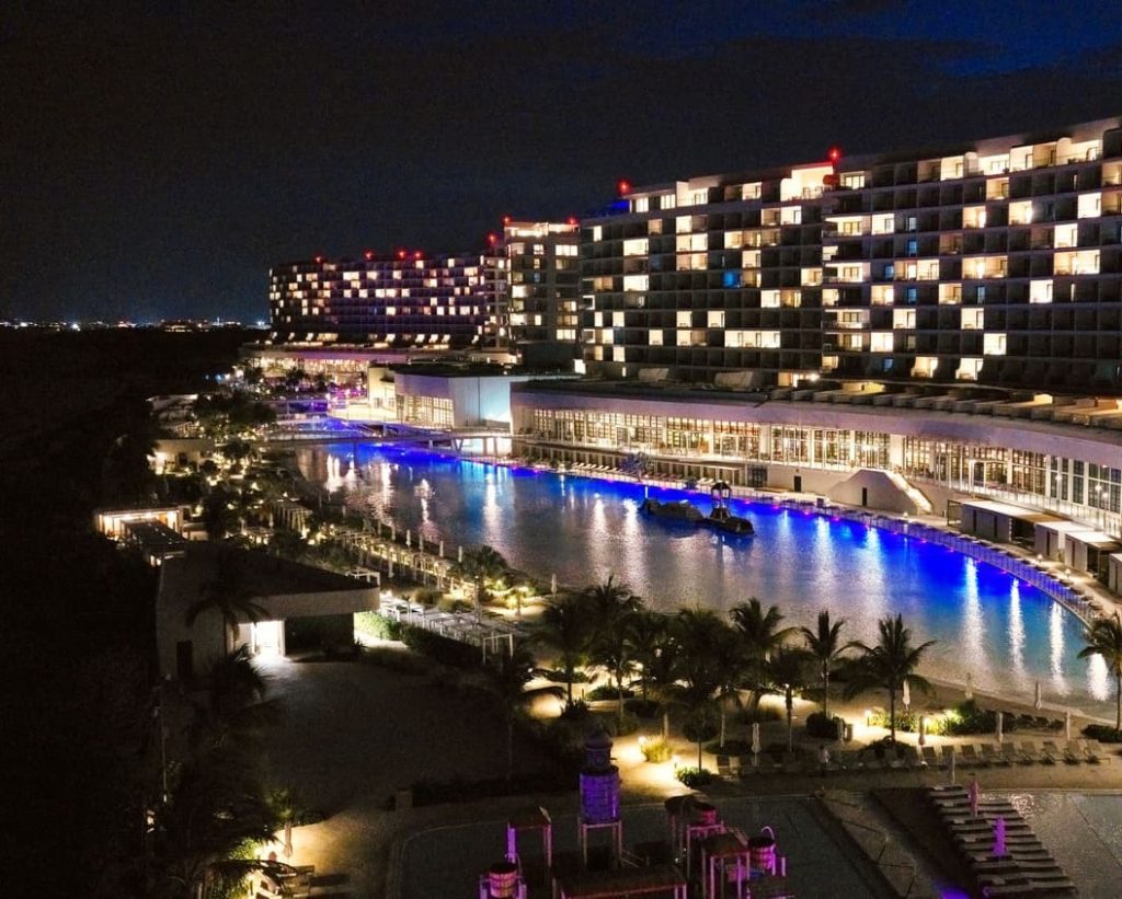 AVA Resort Cancun prepara un “Happy Holidays” frente al Caribe