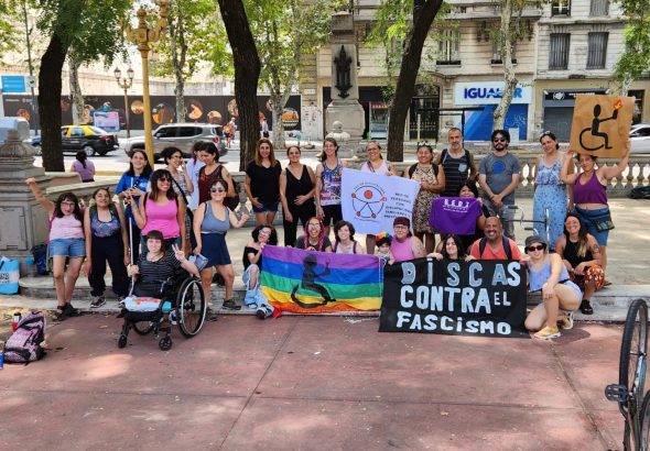 ¡Barricada disca contra la desidia nacional! 