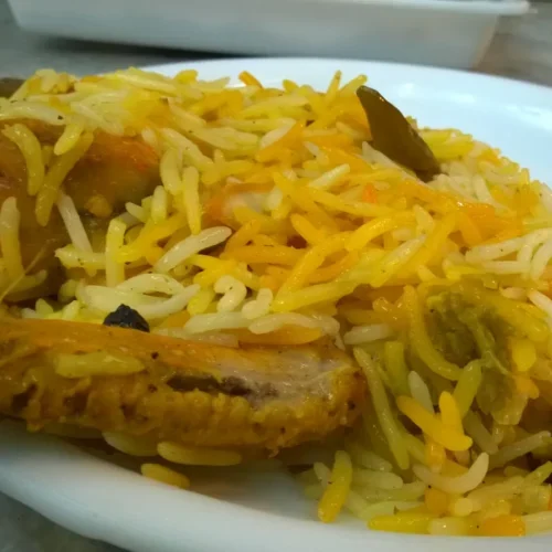 Biryani de Frango: Receita com Arroz Basmati e Especiarias