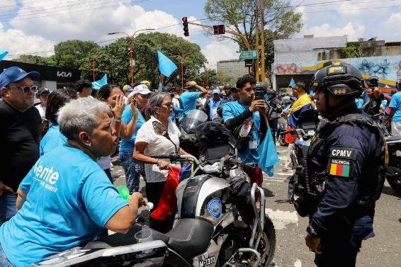 Bolivia — Cientos de venezolanos se movilizaron para exigir elecciones libres y el regreso seguro de María Corina Machado
