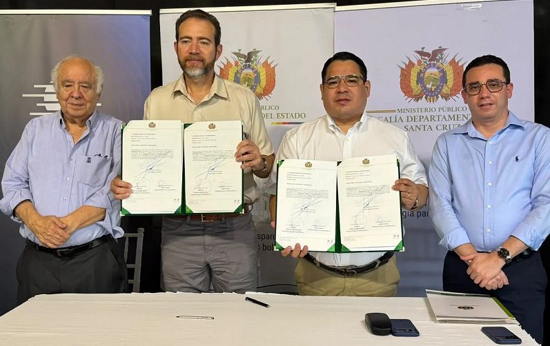Bolivia — CONVENIO ENTRE LA CRE Y LA FISCALÍA GENERAL DEL ESTADO Bolivia — CONVENIO ENTRE LA CRE Y LA FISCALÍA GENERAL DEL ESTADO