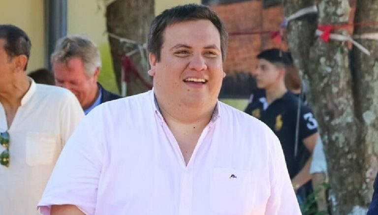 César Sosa afirma que no evalua una chapa propia y pide esperar las municipales