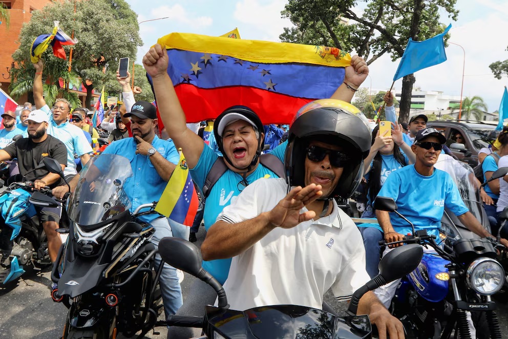 Cientos de venezolanos se movilizaron para exigir  elecciones libres y el regreso seguro de María Corina Machado