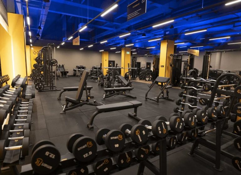 Coloso brasileño de los gimnasios low cost acelera su expansión en la Argentina, el mercado líder de la región