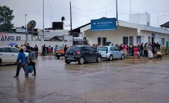 Corrupción: Aduana cobró Bs 1 millón «por debajo» para dejar entrar 41 camiones con mercadería denuncia Pacheco || Se cobraron Bs 28.000 por cada vehículo.