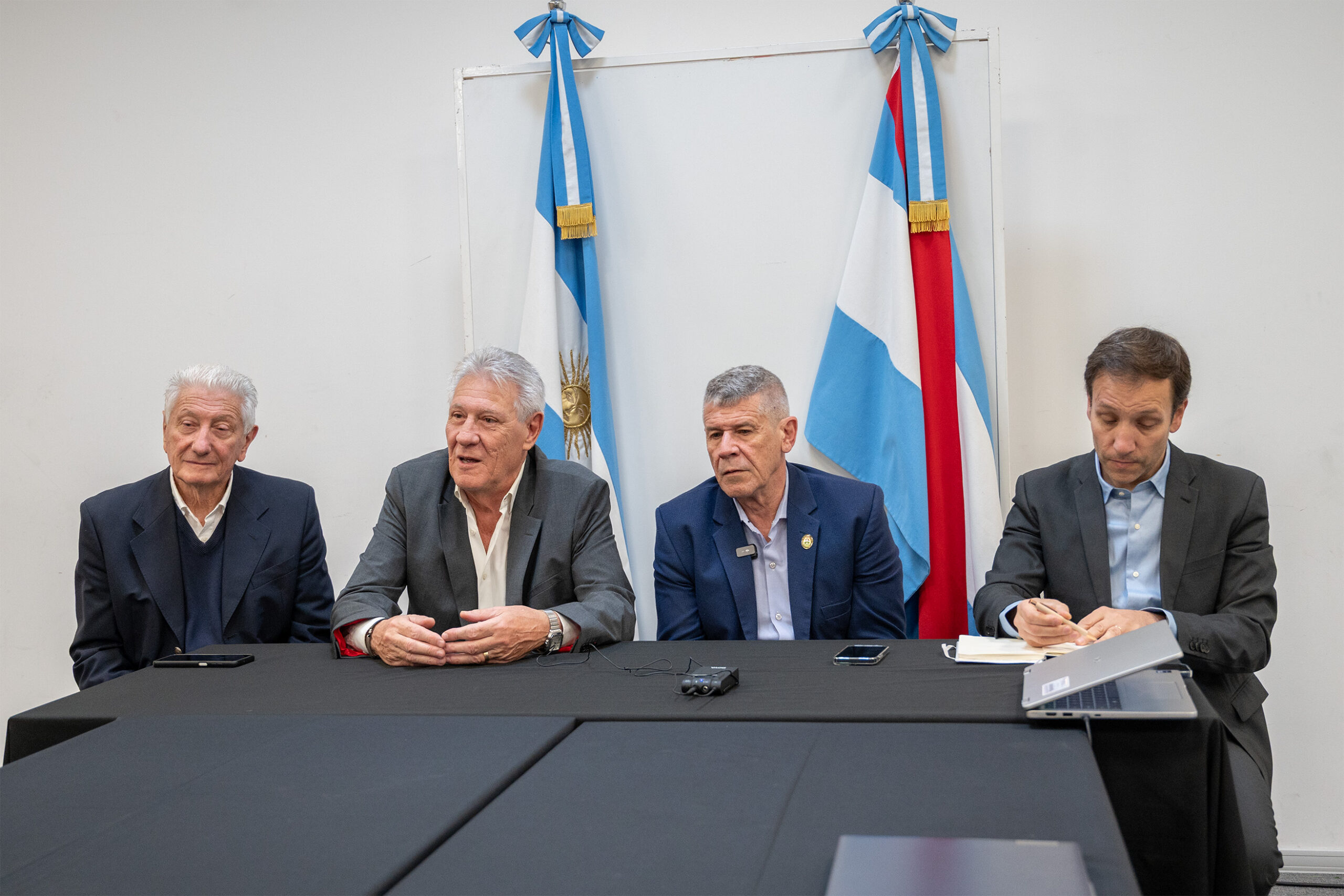 Entre Ríos destinó $ 2.667 millones para financiar a sectores producivos y turísticos en la región de Salto Grande Entre Ríos destinó $ 2.667 millones para financiar a sectores producivos y turísticos en la región de Salto Grande