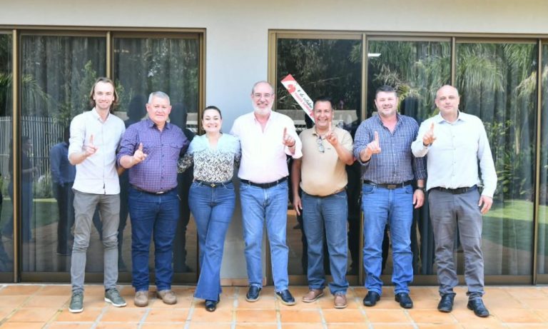 Equipo de Lucho Zacarías y Rocío Abed fortalece apoyo a candidatos de ANR al sur del Alto Paraná