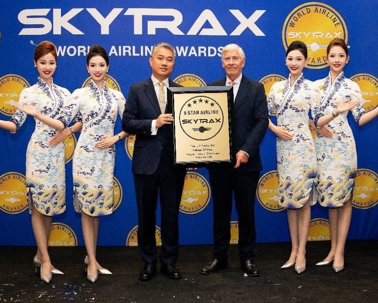 Hainan Airlines conserva la calificación de 5 estrellas e los Skytrax 2026
