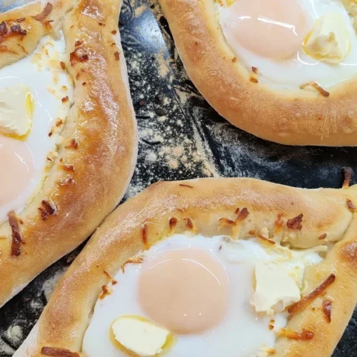Khachapuri: Receita do Pão Georgiano Recheado com Queijo