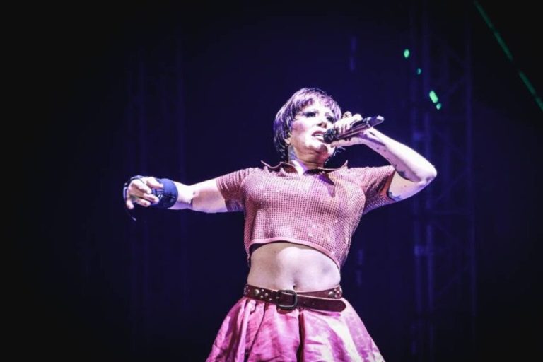 La cantante Alejandra Guzmán demanda al hombre que intentó moverle la pierna tras su lesión de cadera