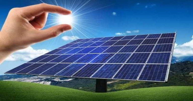 Las energías renovables ganan terreno, pero deben acelerar el paso