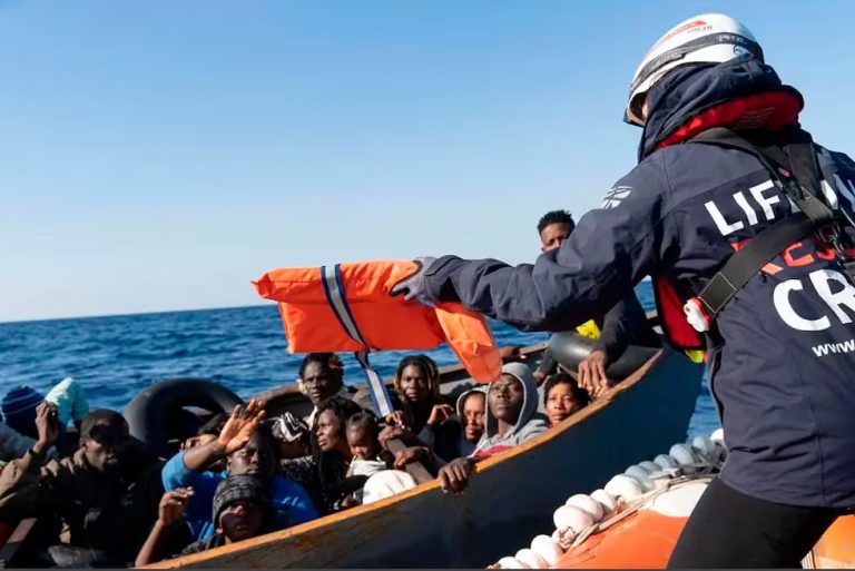 Las medidas antiinmigrantes fuerzan  rutas más peligrosas en Europa