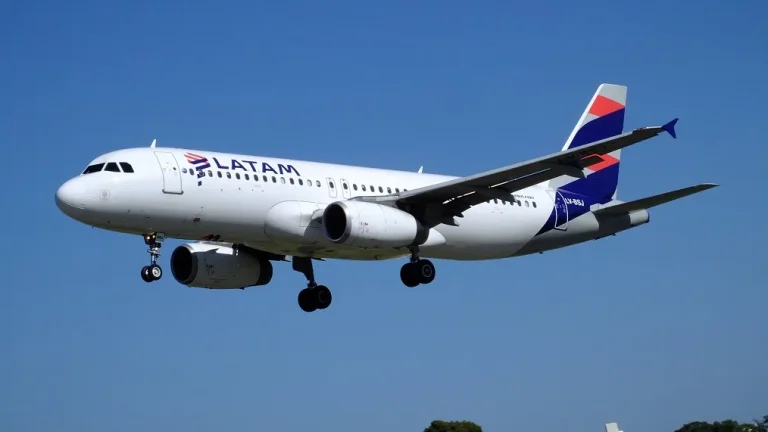 LATAM suma wifi satelital a más de 60 aviones nuevos y lo deja gratis para socios de LATAM Pass