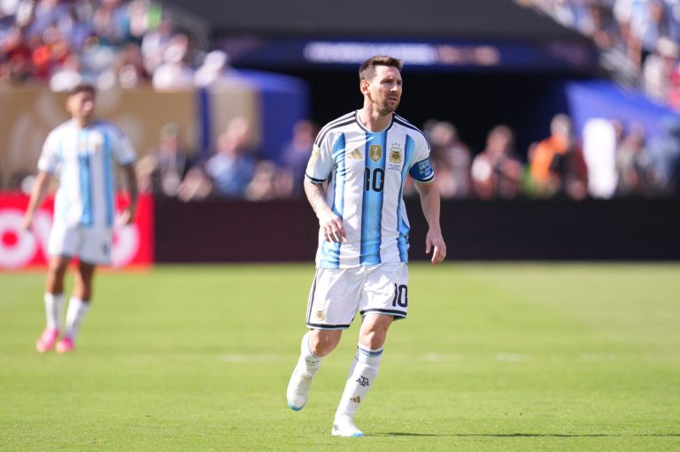 Lionel Messi presenta indumentaria especial para su partido de despedida con la Selección Argentina