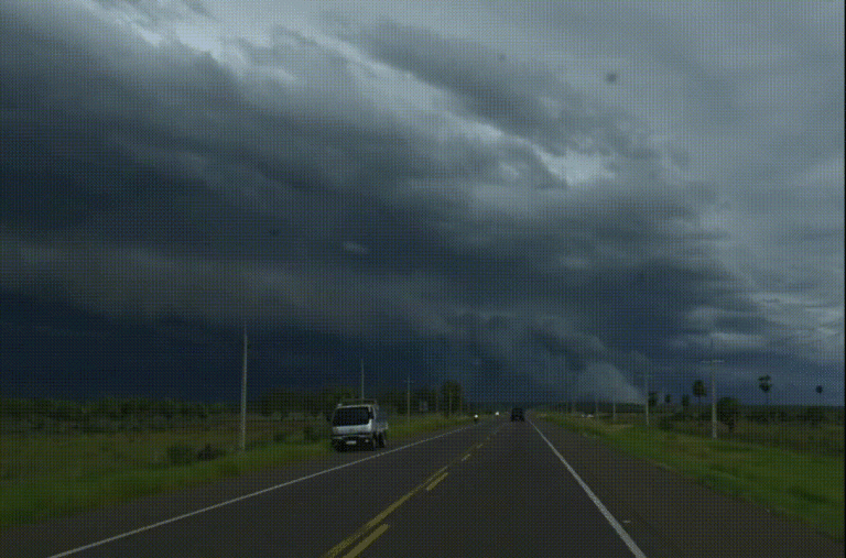 Los 14 departamentos donde se esperan tormentas esta noche