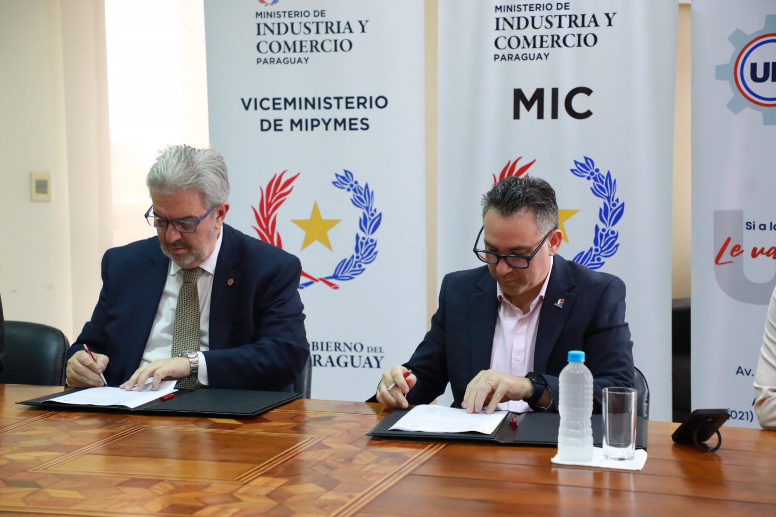 MIC Y UIP se unen para financiar planes de negocio MIC Y UIP se unen para financiar planes de negocio