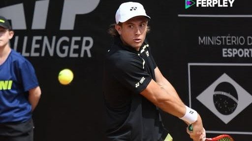 Midón sigue con envión ganador y ya está en cuartos de final en Curitiba
