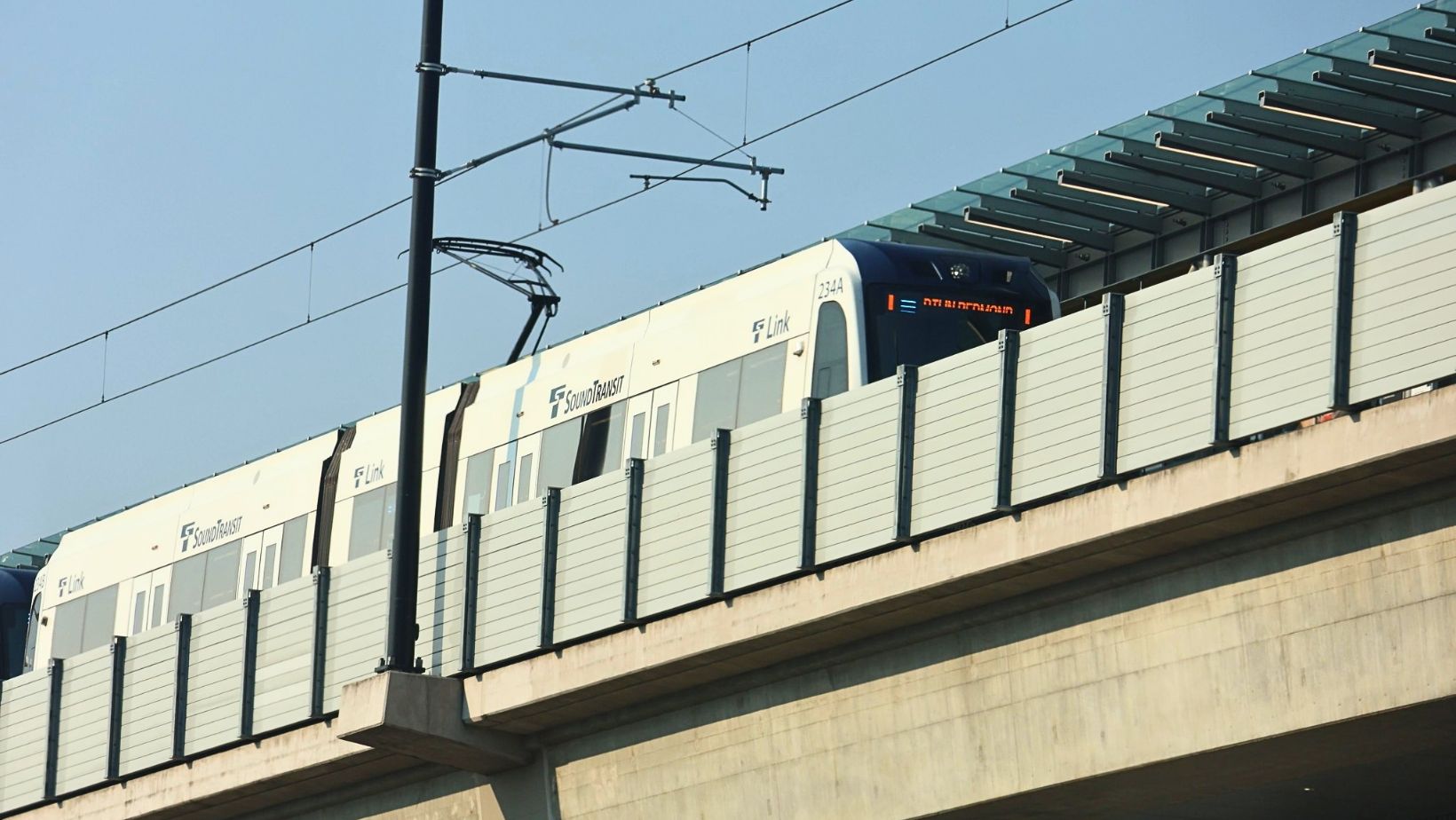 Nueva estación Pinehurst del Link abre en Seattle cinco años antes de lo previsto Nueva estación Pinehurst del Link abre en Seattle cinco años antes de lo previsto