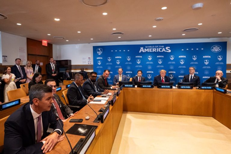 Peña reafirma compromiso de Paraguay con la democracia y la seguridad regional en el “Escudo de las Américas”