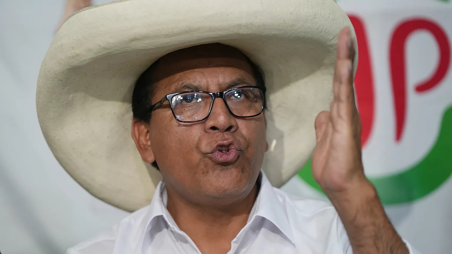 Perú — Roberto Sánchez irá a juicio por presuntos aportes no declarados Perú — Roberto Sánchez irá a juicio por presuntos aportes no declarados