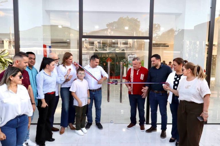 Pilar: inauguran millonario Centro Cultural en predio que estaba en desuso