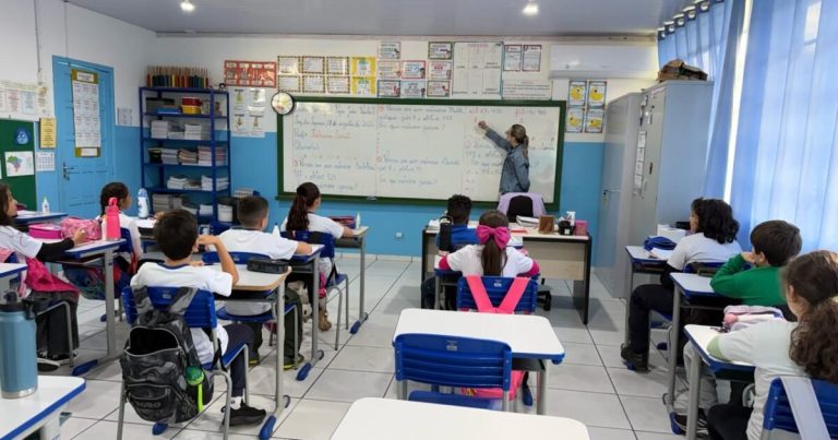 Prêmio do Ideb sai em duas parcelas, com R$ 7 milhões que a Câmara tirou da obra da nova sede