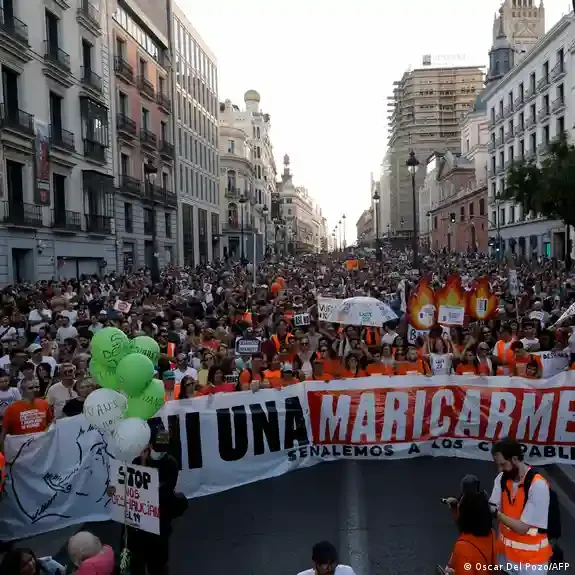 Protestan en España contra la crisis de vivienda