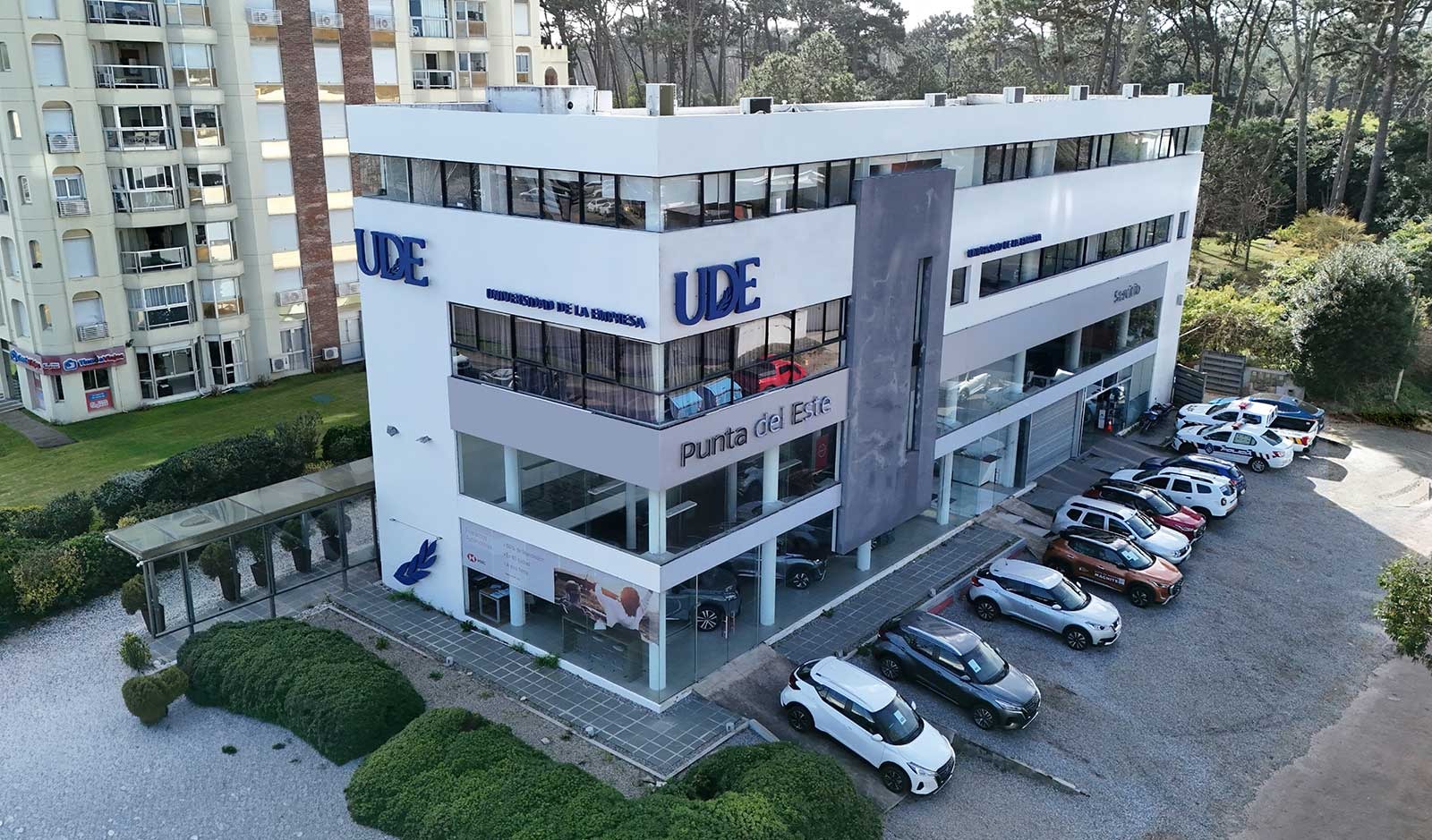 Punta del Este reunirá a referentes de cinco países para debatir sobre gobiernos de cercanía, descentralización y turismo Punta del Este reunirá a referentes de cinco países para debatir sobre gobiernos de cercanía, descentralización y turismo