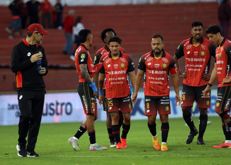 ¿Qué necesita Deportivo Cuenca para salvar la categoría?