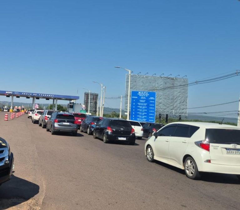 Reportan tránsito lento pero fluido sobre la Ruta PY02