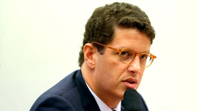 Salles desiste da candidatura e passa apoiar Derrite a uma vaga no Senado