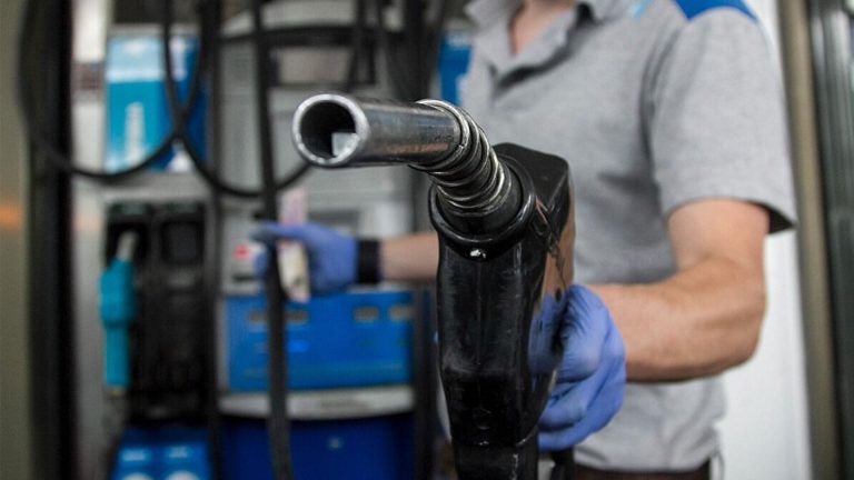 YPF anunció una suba promedio del 1% y mantendrá su sistema de “micropricing”