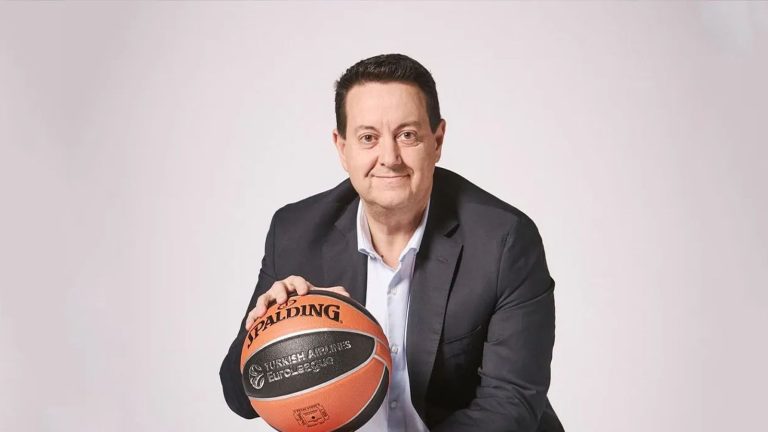 Ántoni Daimiel da la sorpresa y ficha por Fútbol de calle de RTVE: «si piensan que el señor mayor viene para ordenar y controlar, están equivocados»